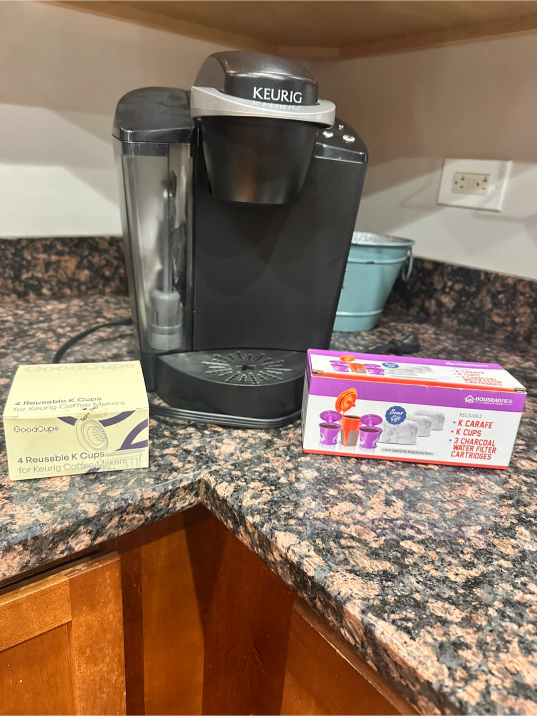 Keurig coffee marker - photo 2