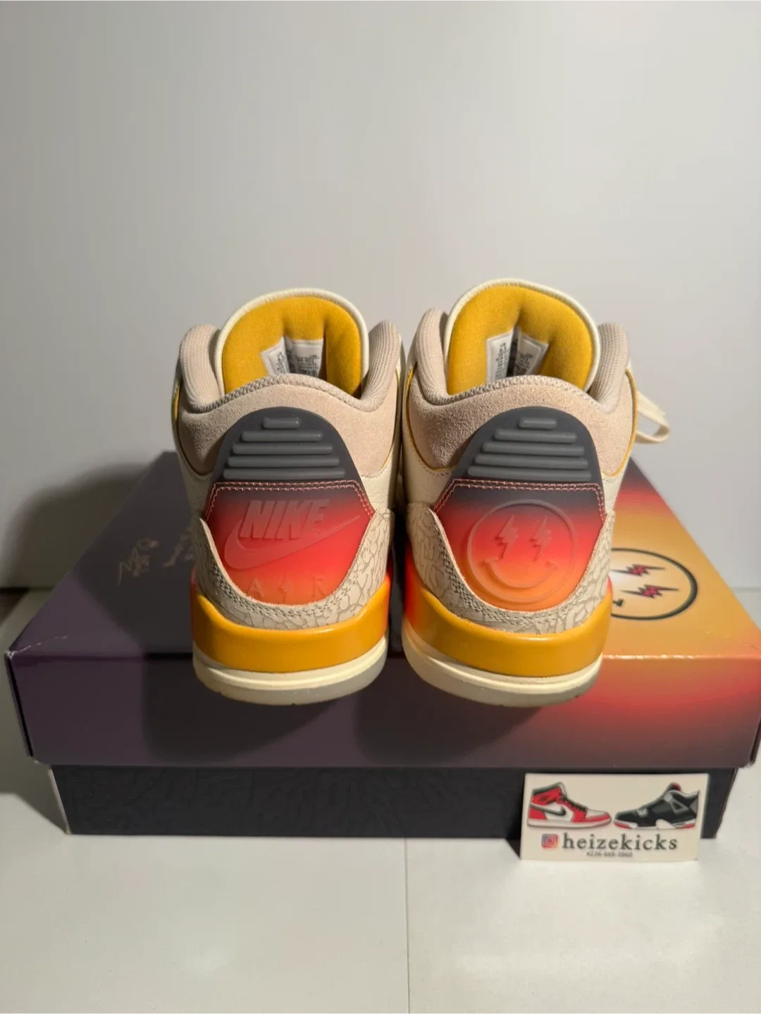 Jordan 3 J Balvin size 8.5 image indicator(4)