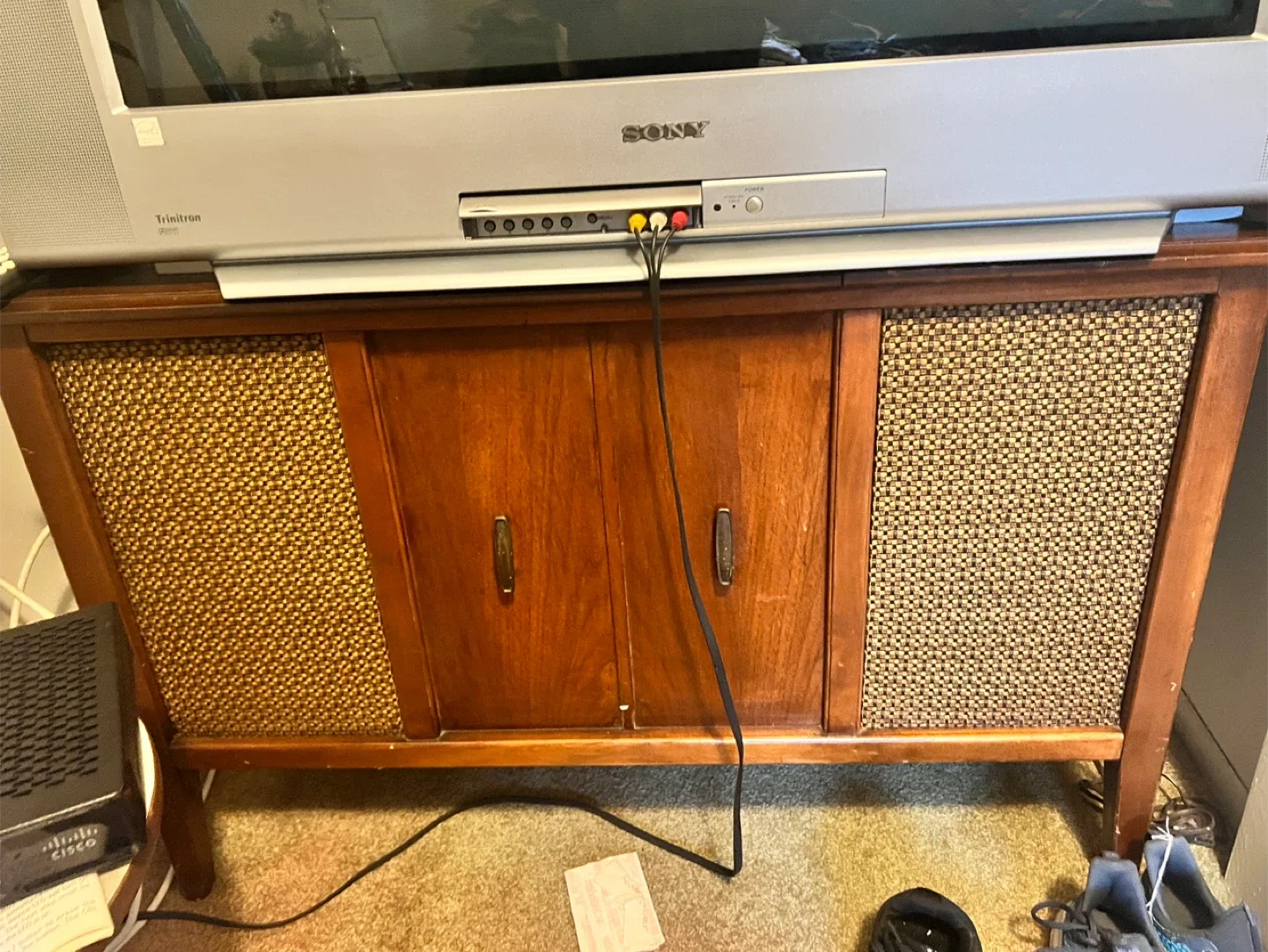 Cabinet with Sony TV image indicator(3)