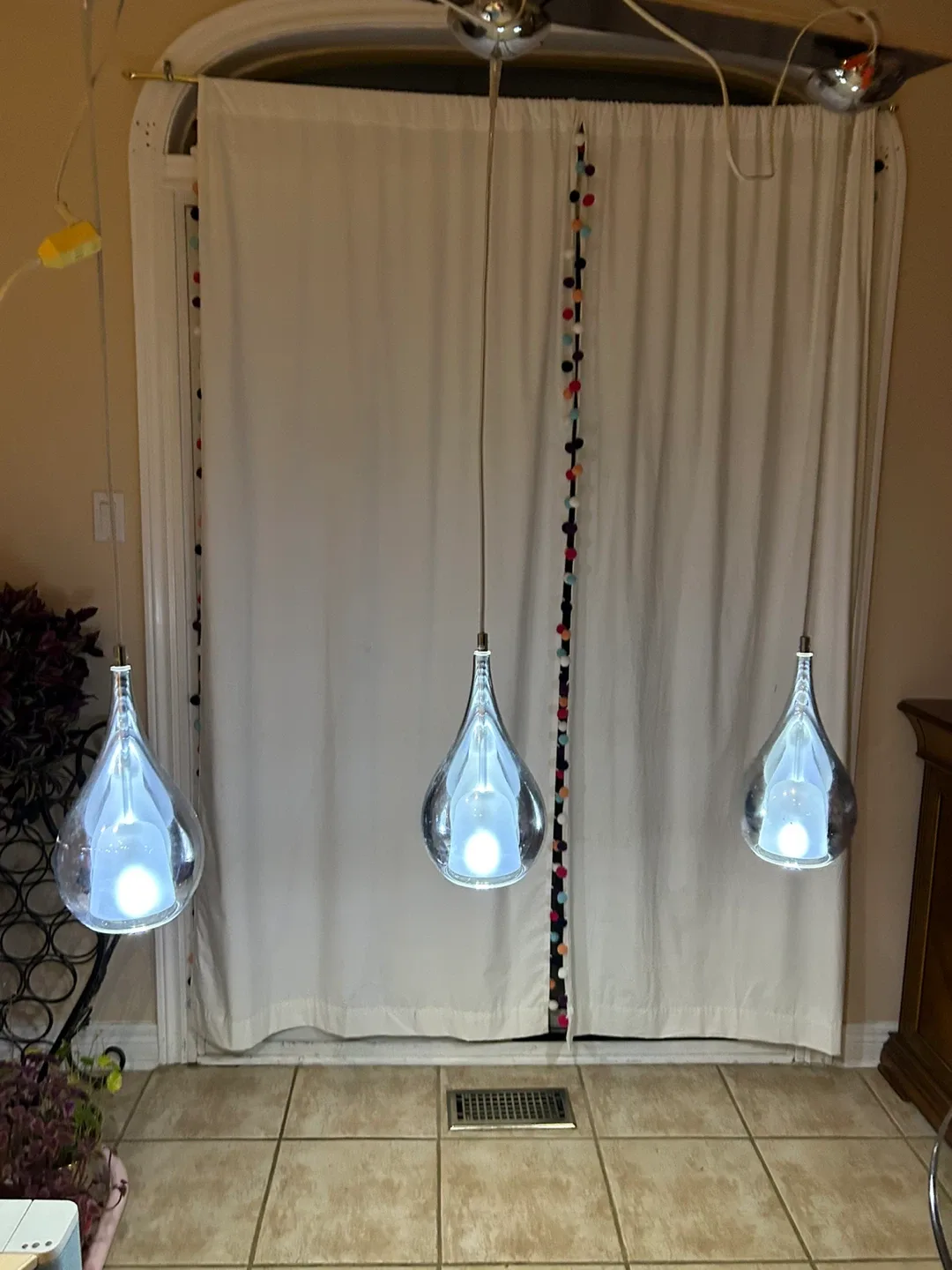 Glass Teardrop Pendant Lights image indicator(4)