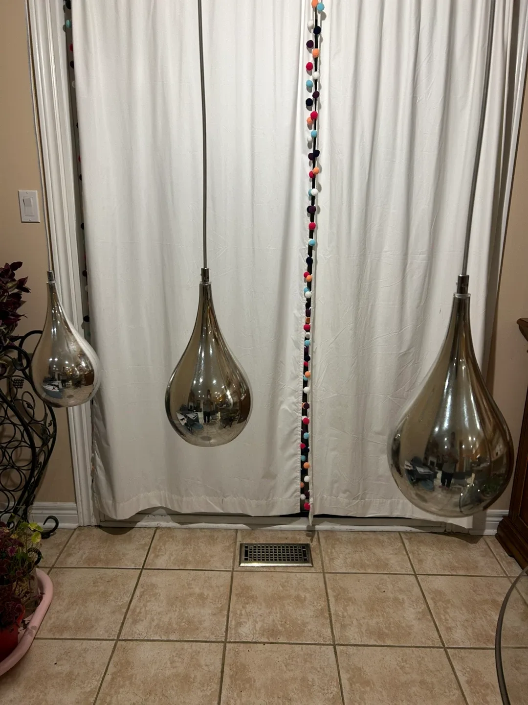 Glass Teardrop Pendant Lights image indicator(9)