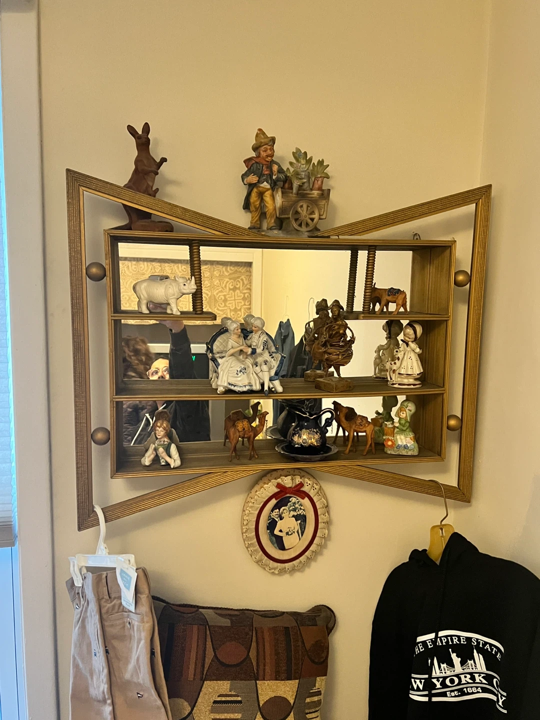 Wall Shelf with Mirror