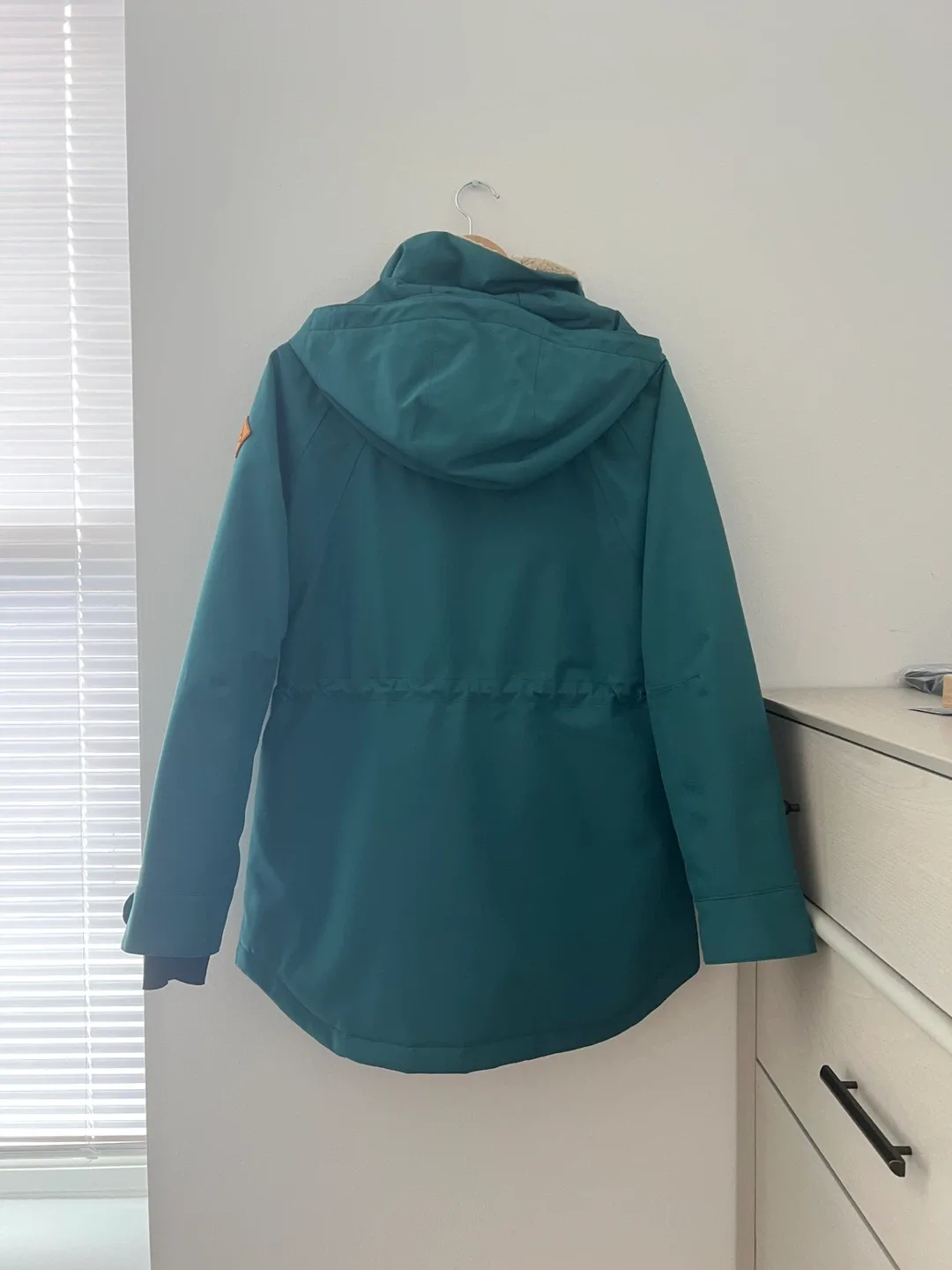 Burton Women's Snowboard Jacket - Size Small image indicator(2)