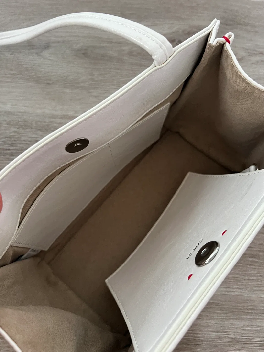 STAND OIL Oblong Bag Tiny Cream image indicator(3)