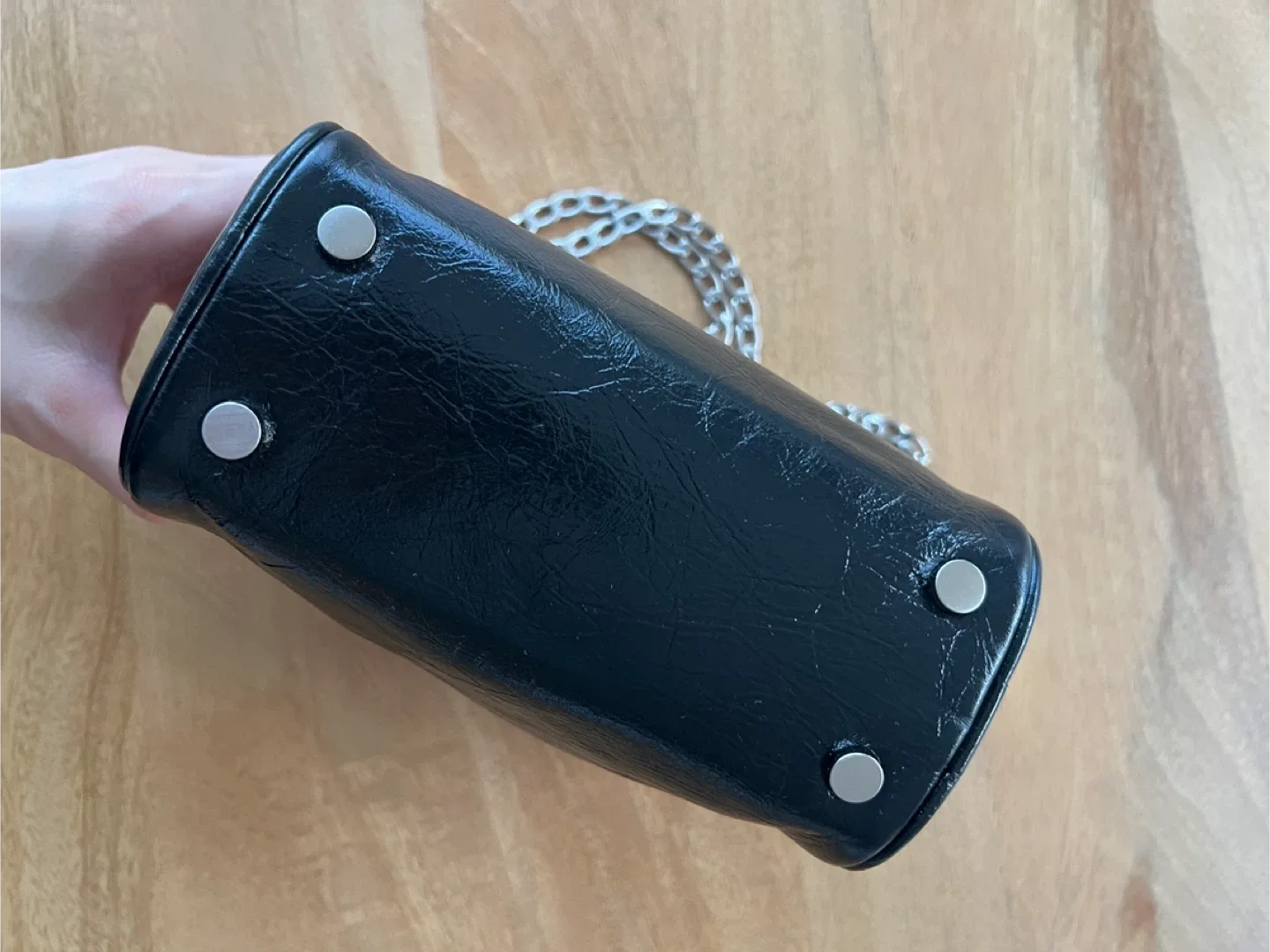 minitmute Brett Mini Mu Black Bag image indicator(3)