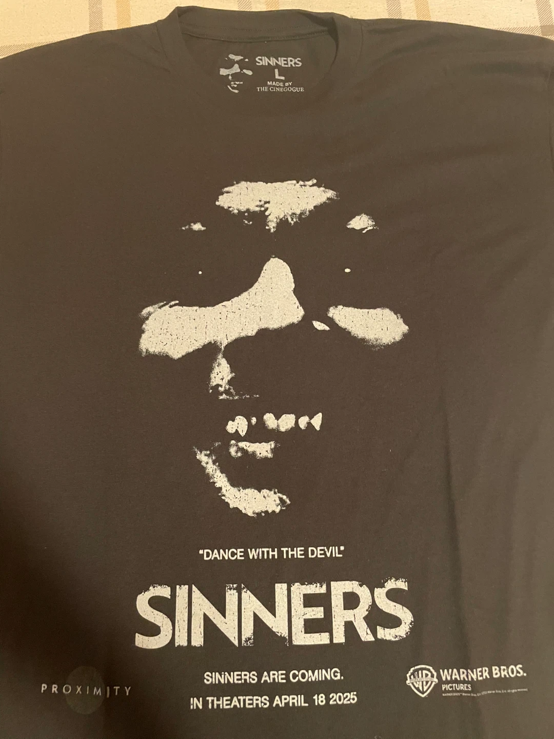 Sinners Movie T-Shirt Size L - photo 2