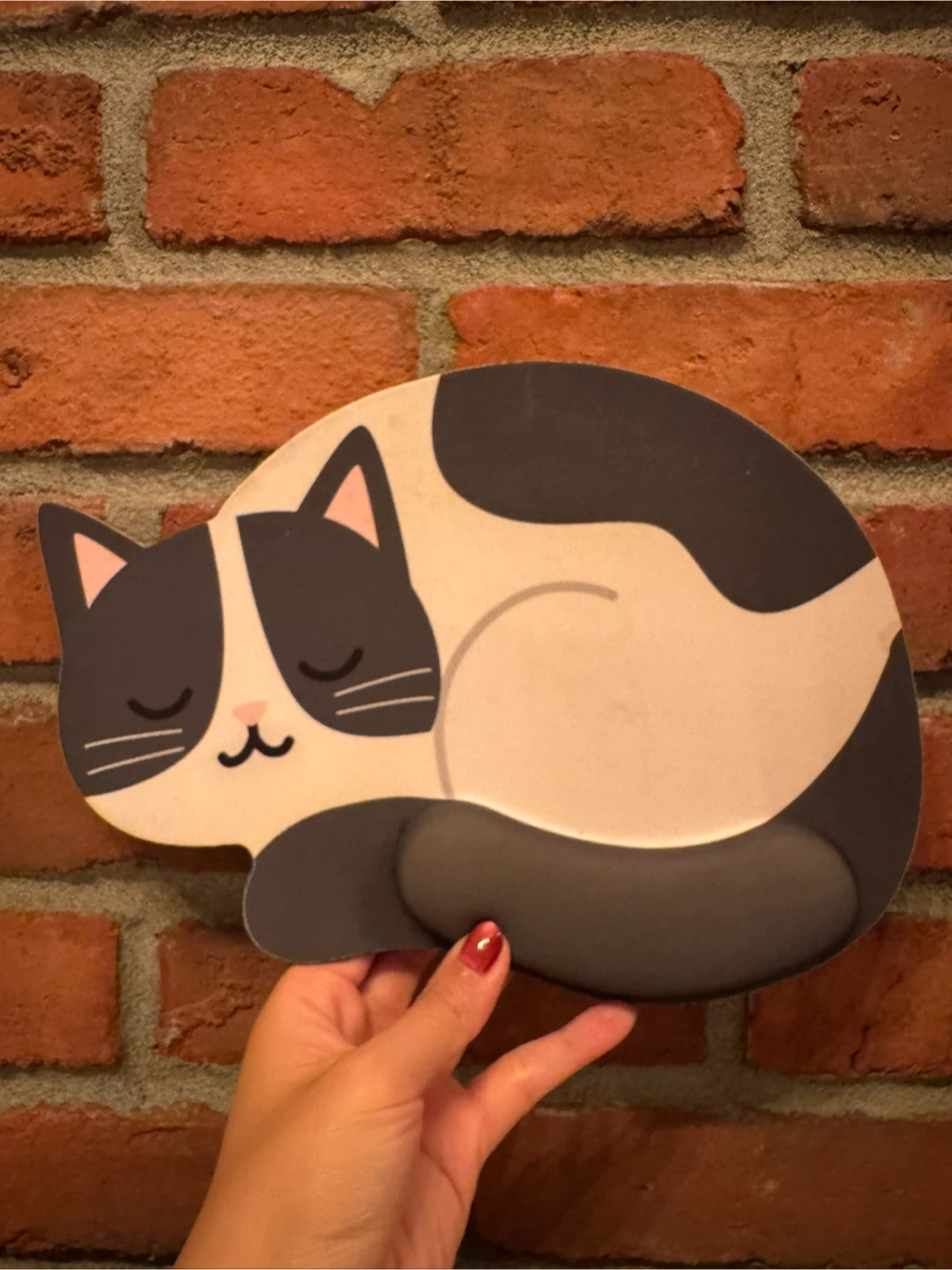 Cat-shaped Mouse Pad