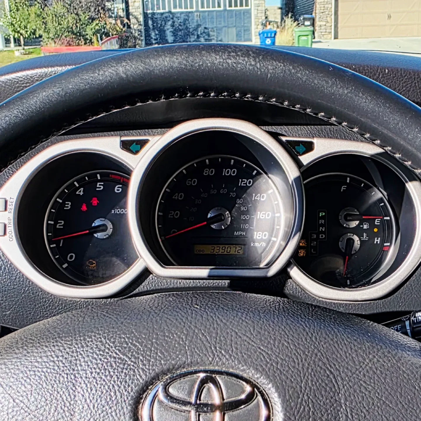 Toyota 4Runner SUV image indicator(7)