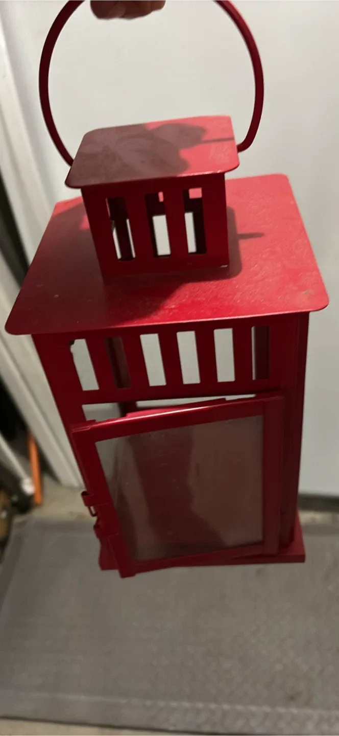 Red Metal Decorative Lantern image indicator(2)