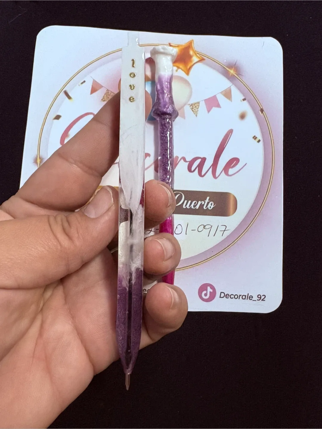 Decorale Personalized Letter Keychain image indicator(7)