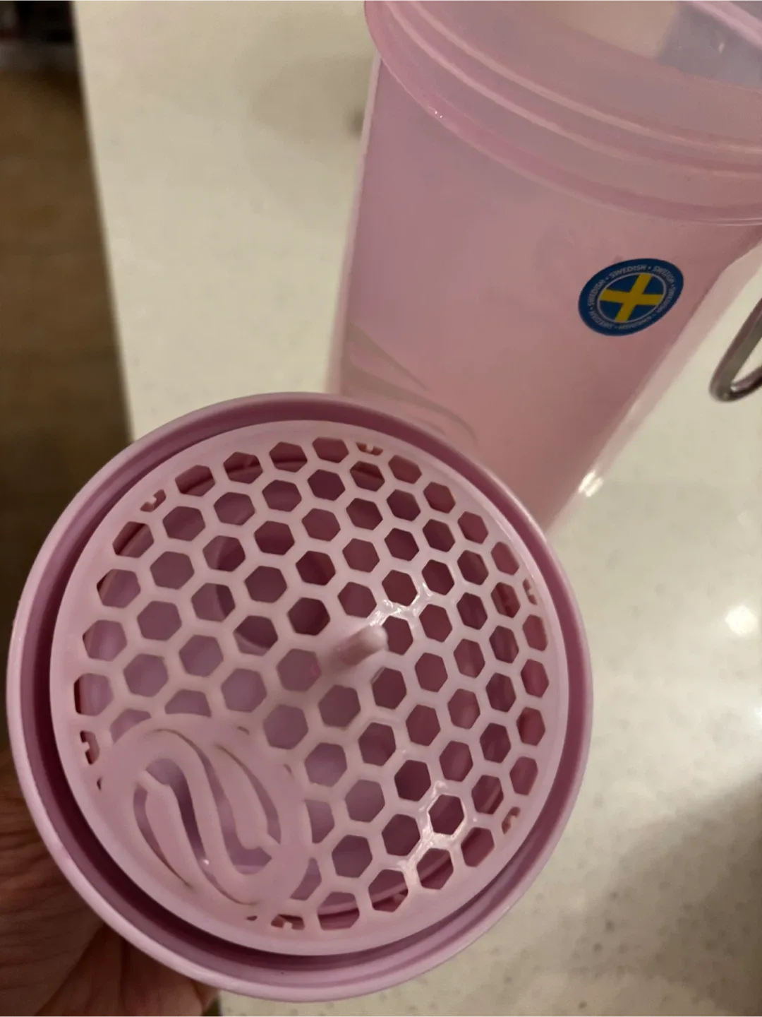 SmartShake Shaker Bottle - Pink image indicator(4)