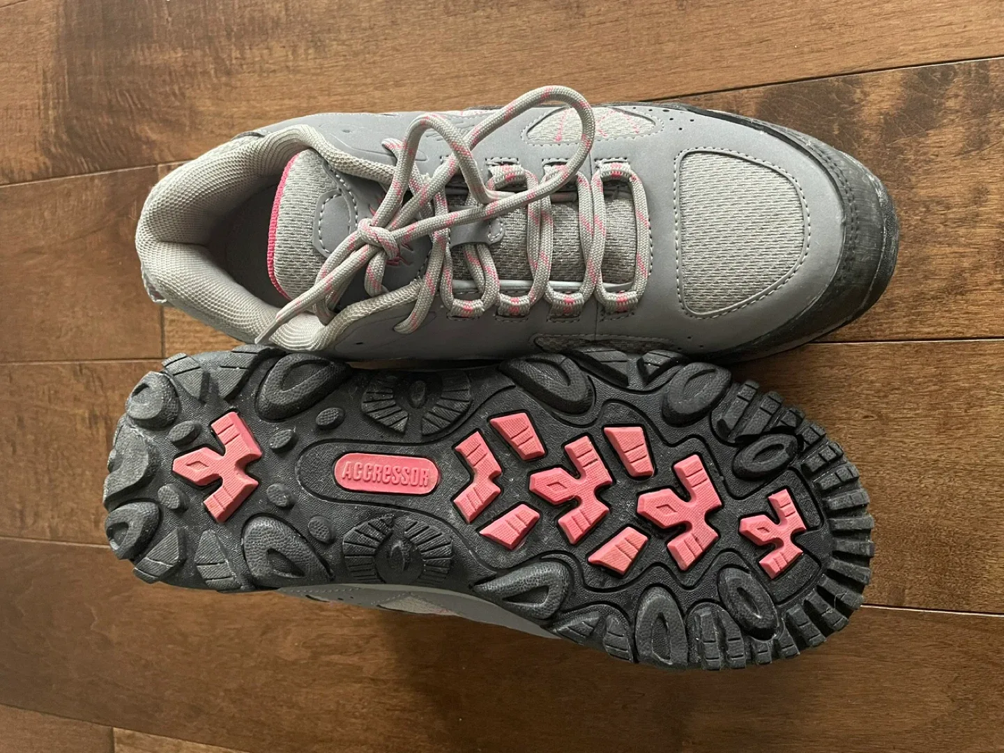 Aggressor Women’s Hiking Shoes - Size 7.5 image indicator(2)