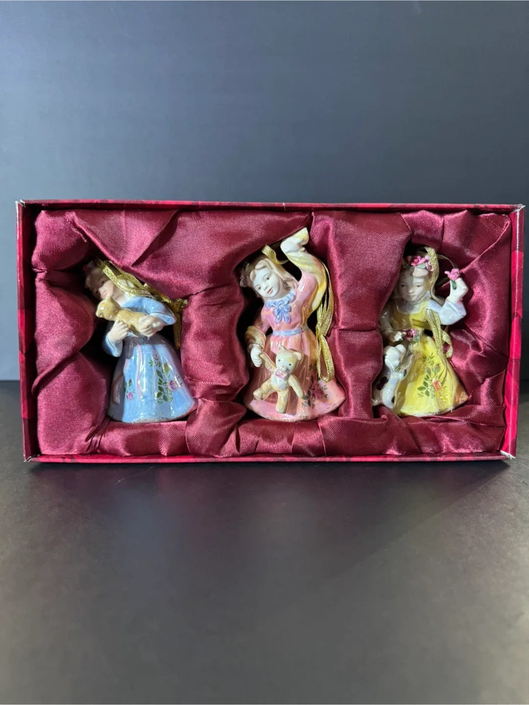 Royal Albert Old Country Roses Ornament Set image indicator(7)