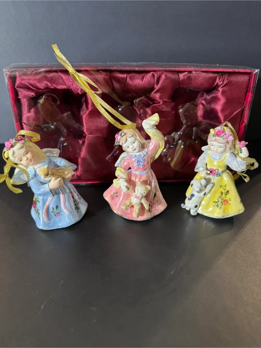 Royal Albert Old Country Roses Ornament Set image indicator(8)