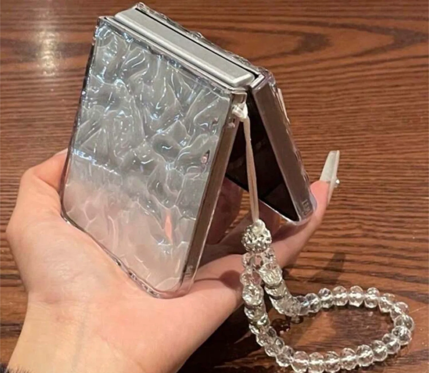 Samsung Galaxy Flip 6 case image indicator(2)