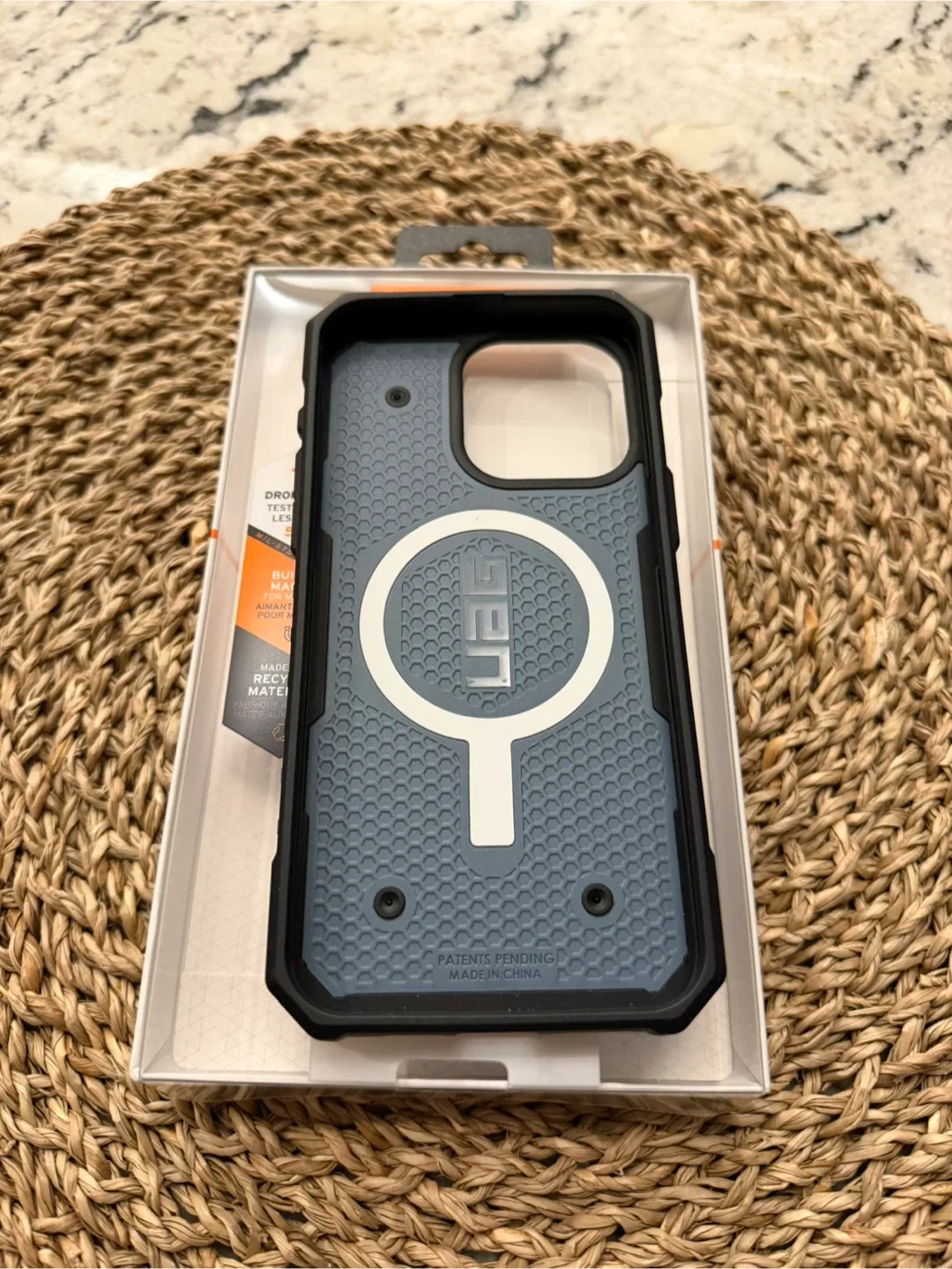 UAG Pathfinder iPhone 15 Pro Max Case image indicator(3)