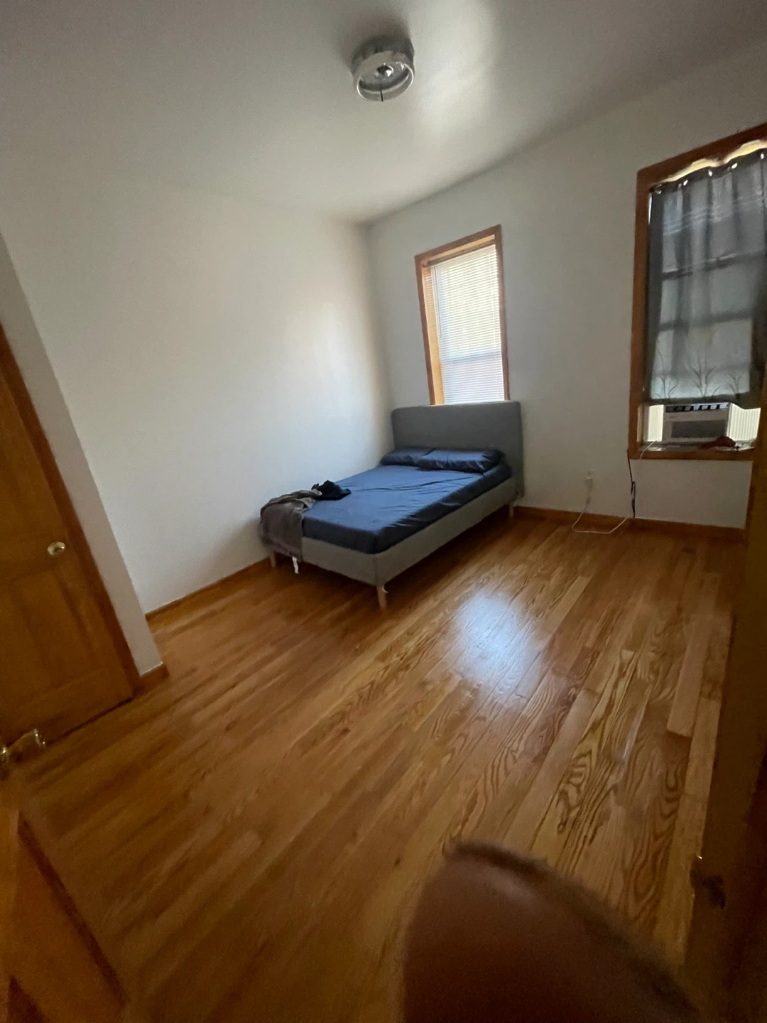 Rento cuarto para 1 persona hombre o Mujer  en Brooklyn - photo 3