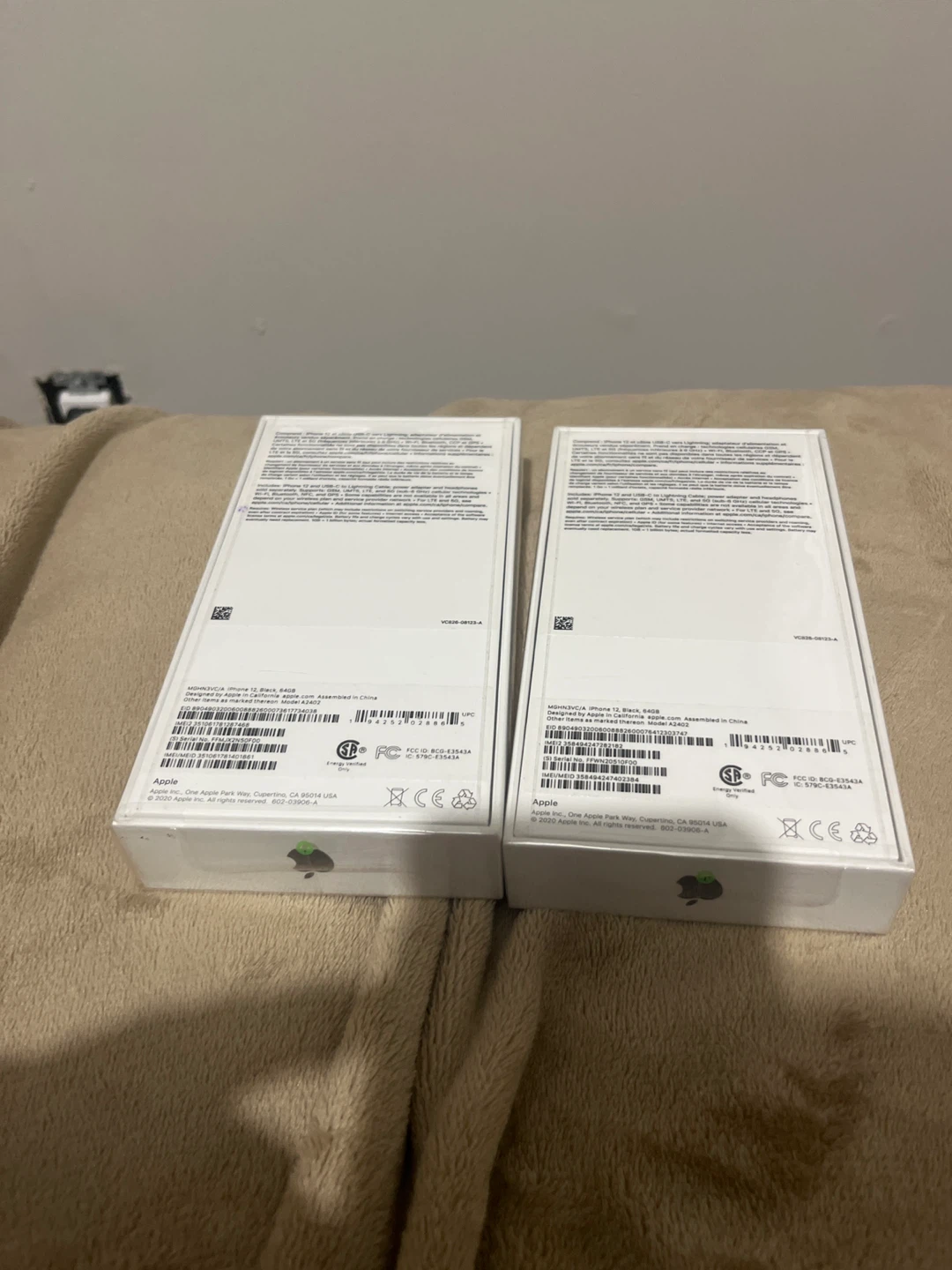 New Apple iPhone 12 Black 64GB (Unlocked) - photo 3
