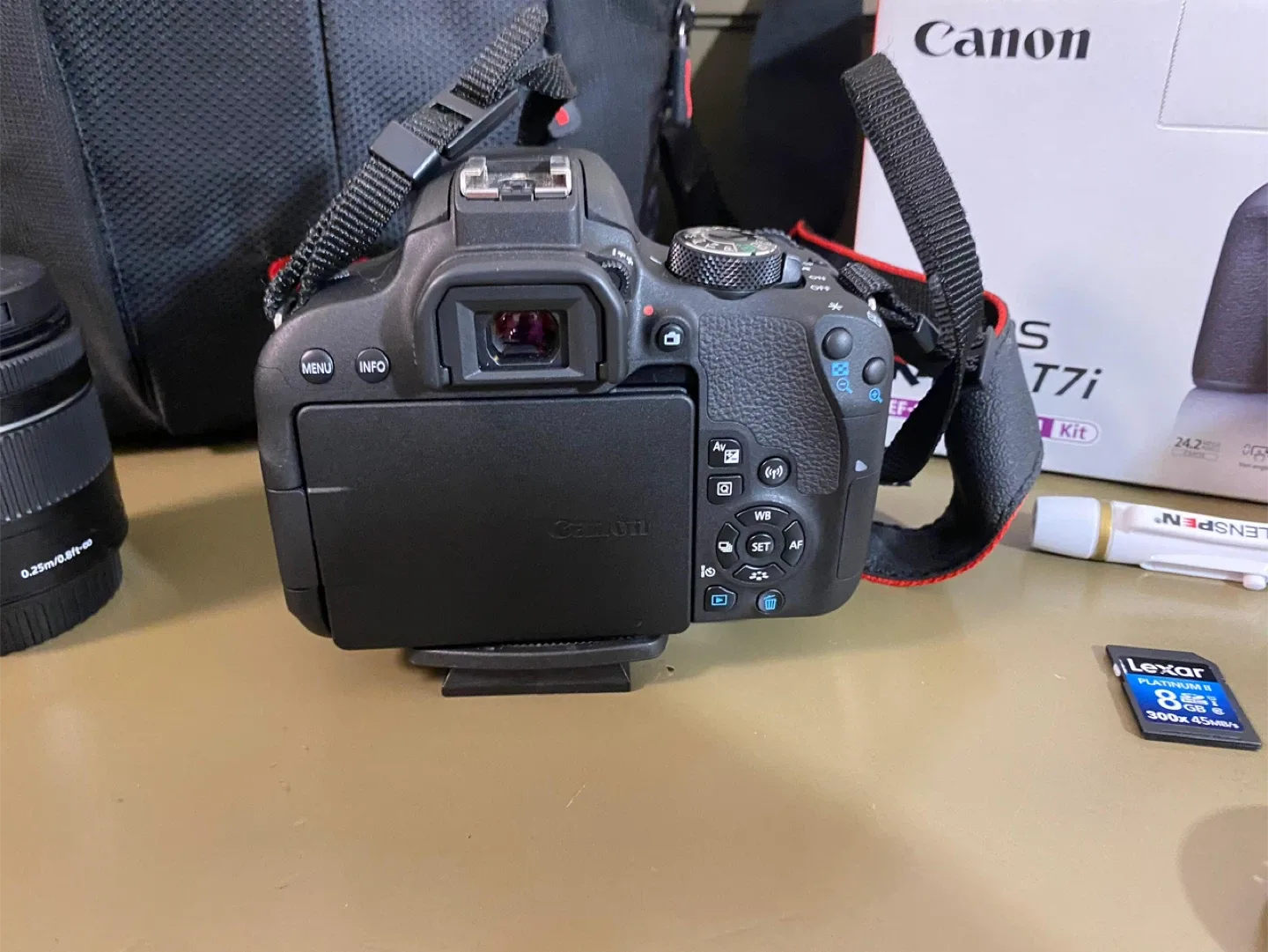 Canon EOS Rebel T7i DSLR Camera with EF-S 18-55mm Lens Kit image indicator(6)