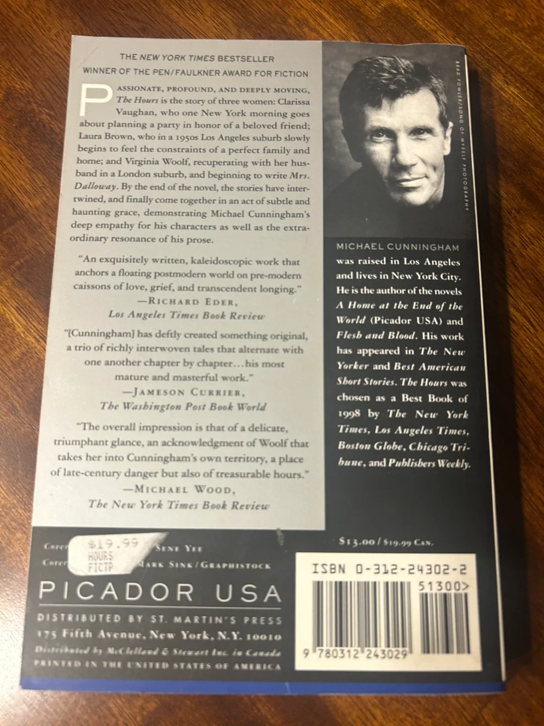 The Hours by Michael Cunningham image indicator(2)