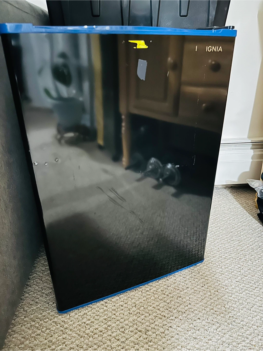 Iginia Mini Fridge - Black