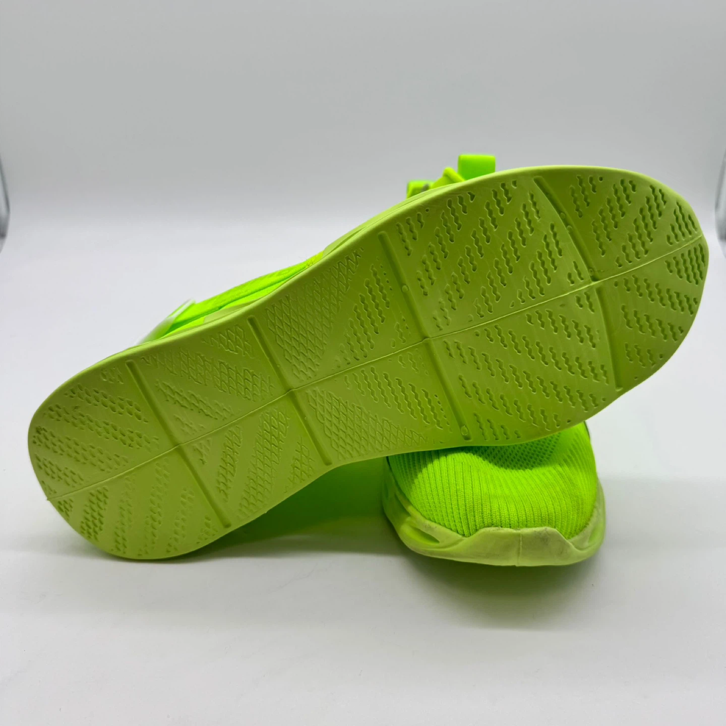 Neon Green Knit Sneakers US 12 – Lightweight Sport Style – Used - photo 5