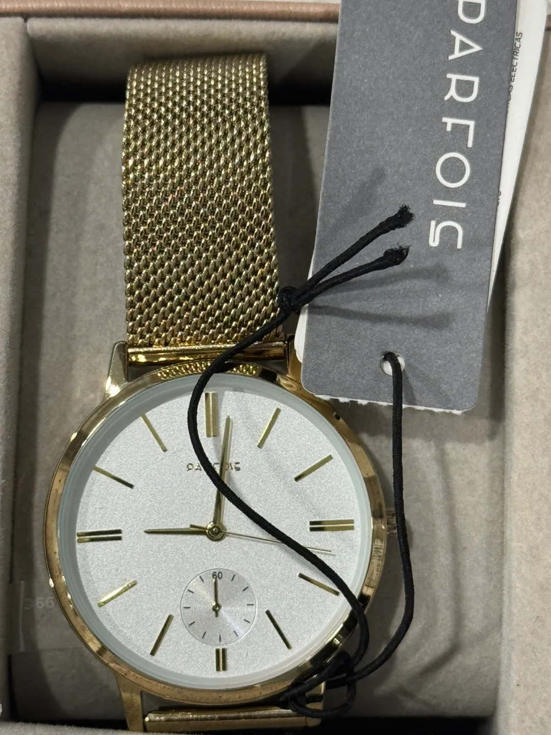 Parfois Gold Watch with Mesh Strap image indicator(2)