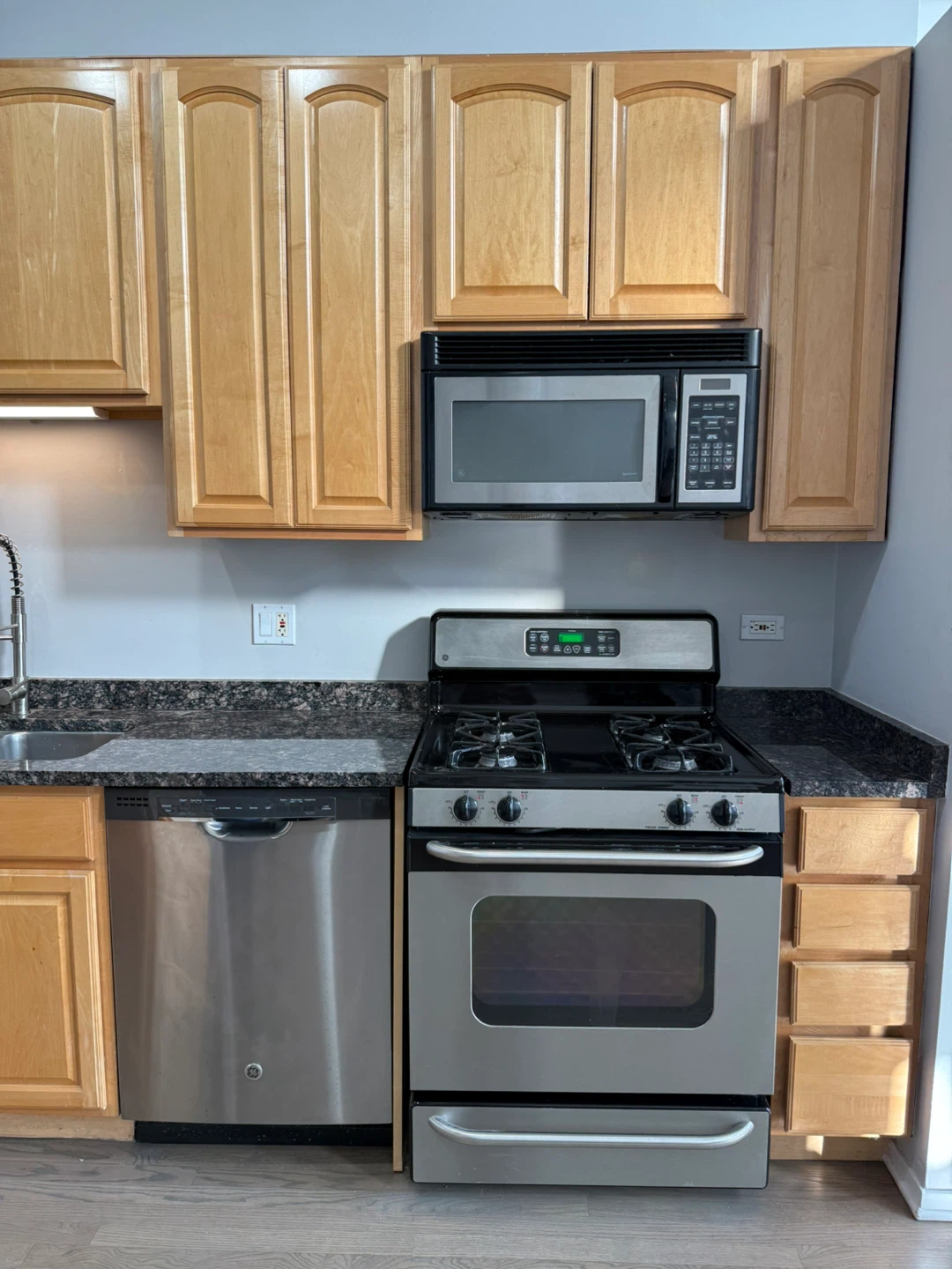 Kitchen Door Covers & Hardware ONLY with Granite Countertop - photo 4