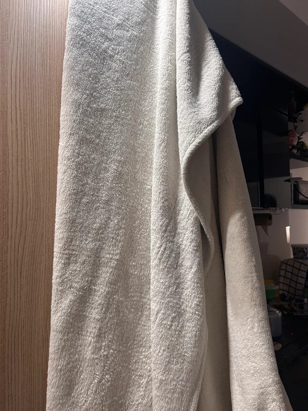 Kirkland Signature Queen Size Plush Blanket-move out 31Oct image indicator(4)