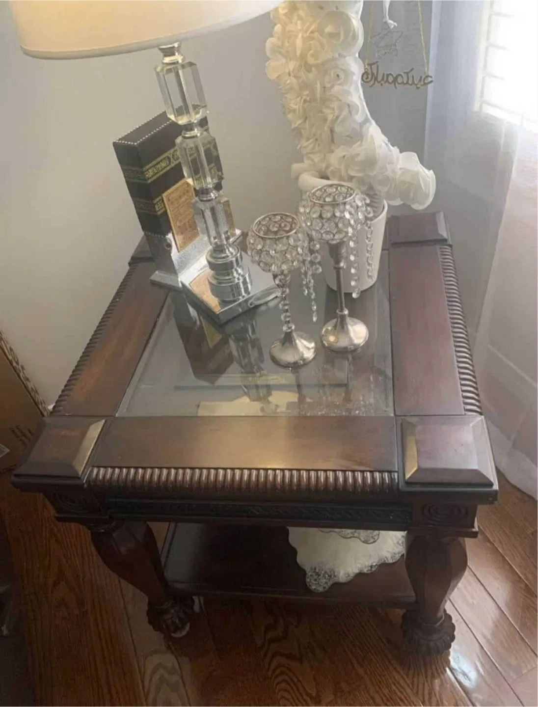 Table with 2 coffee tables image indicator(2)