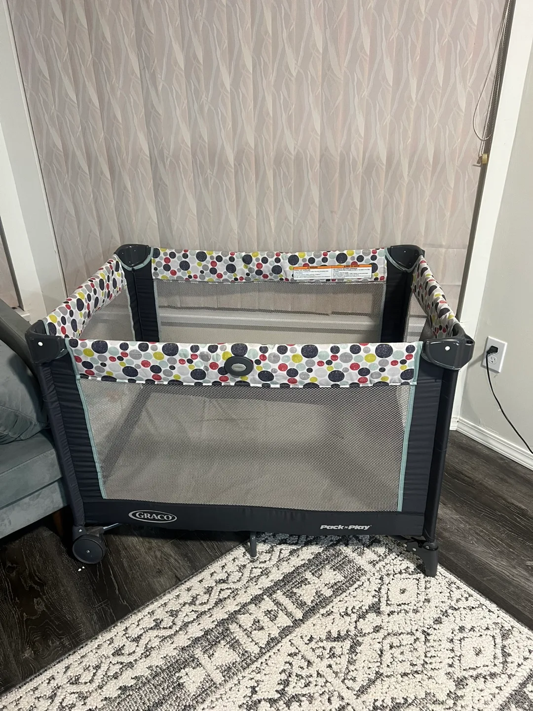 Graco Pack 'n Play Playard image indicator(2)