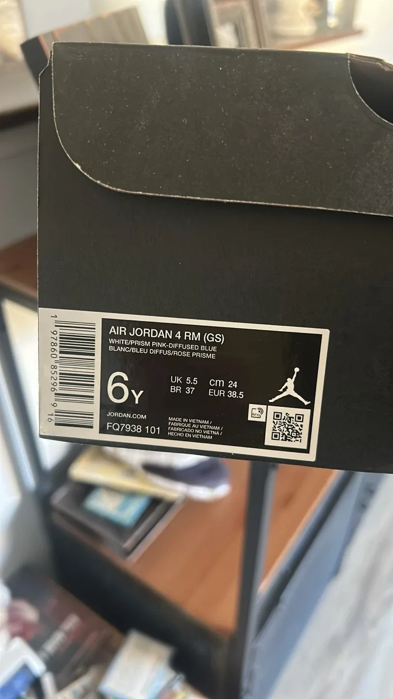 Nike Air Jordan 4 RM (GS) Size 6Y image indicator(4)