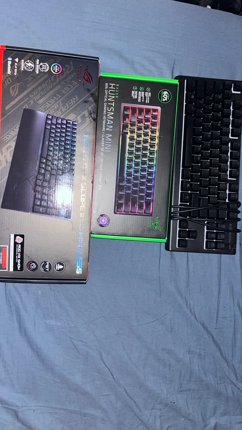 SteelSeries Apex 3 TKL Backlit Gaming Keyboard - photo 3
