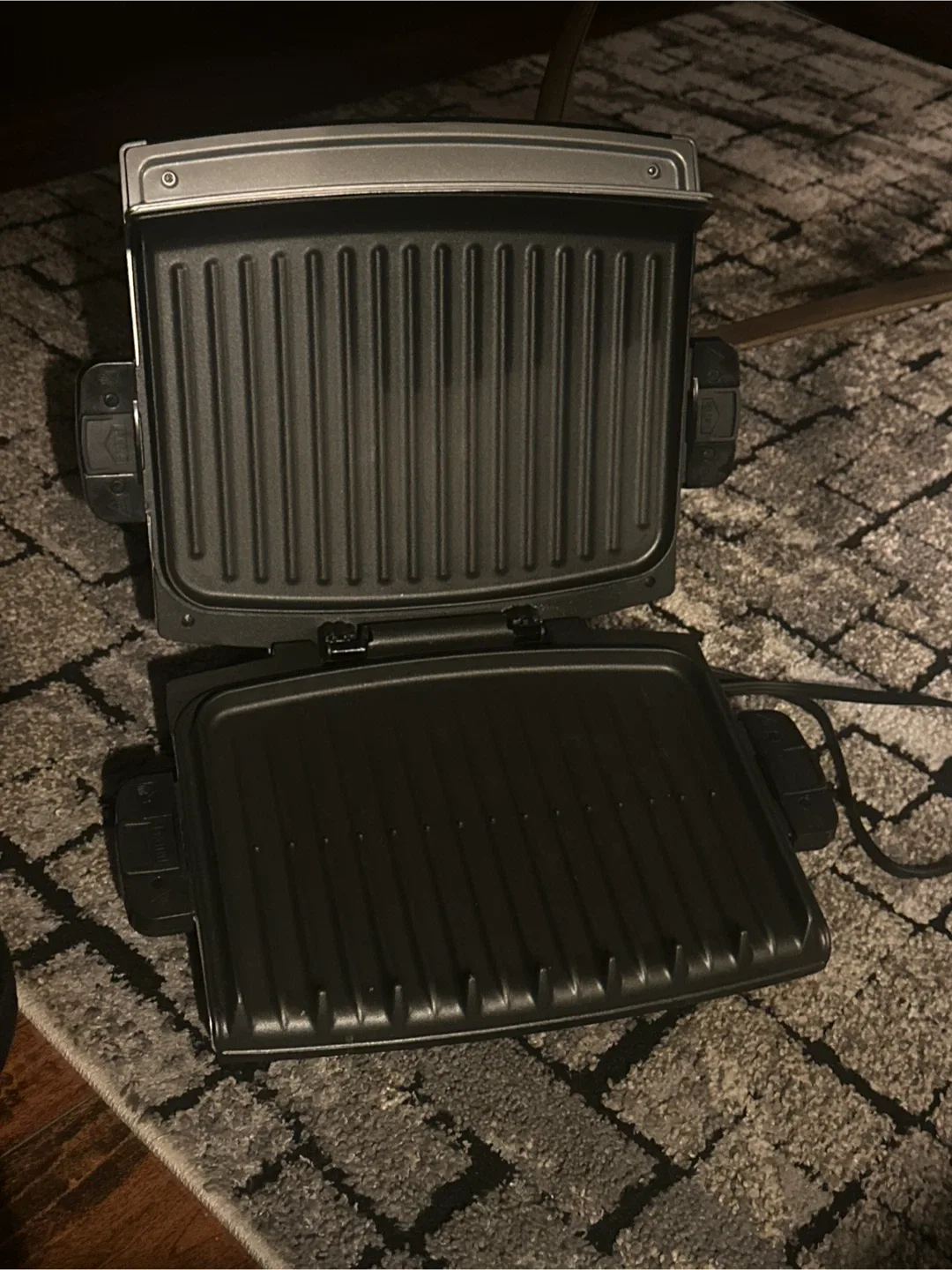 George Foreman Lean Mean Fat Grilling Machine image indicator(2)