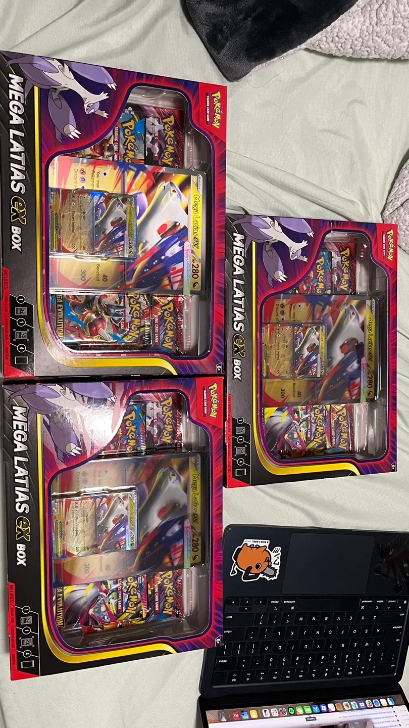 Pokemon Mega Latias EX Box