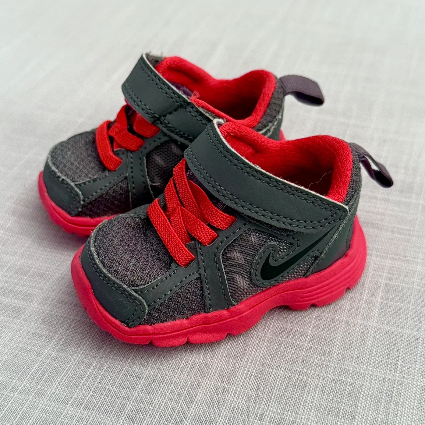 Baby boy Nike shoes US size C2 thumbnail