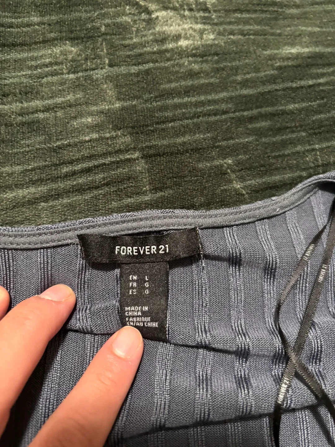 Forever 21 Cardigan - Size L image indicator(2)