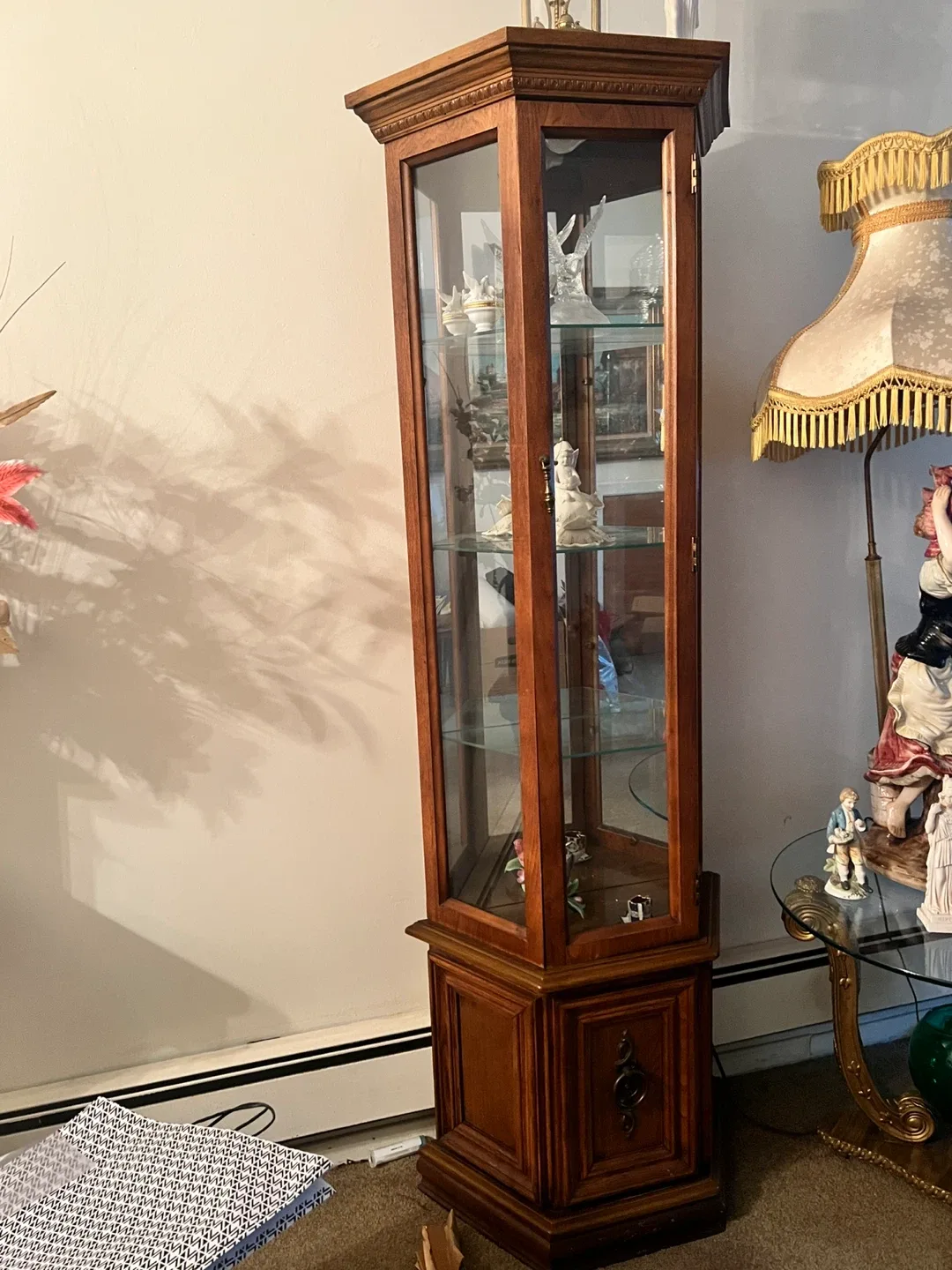 Wooden Curio Display Cabinet image indicator(2)