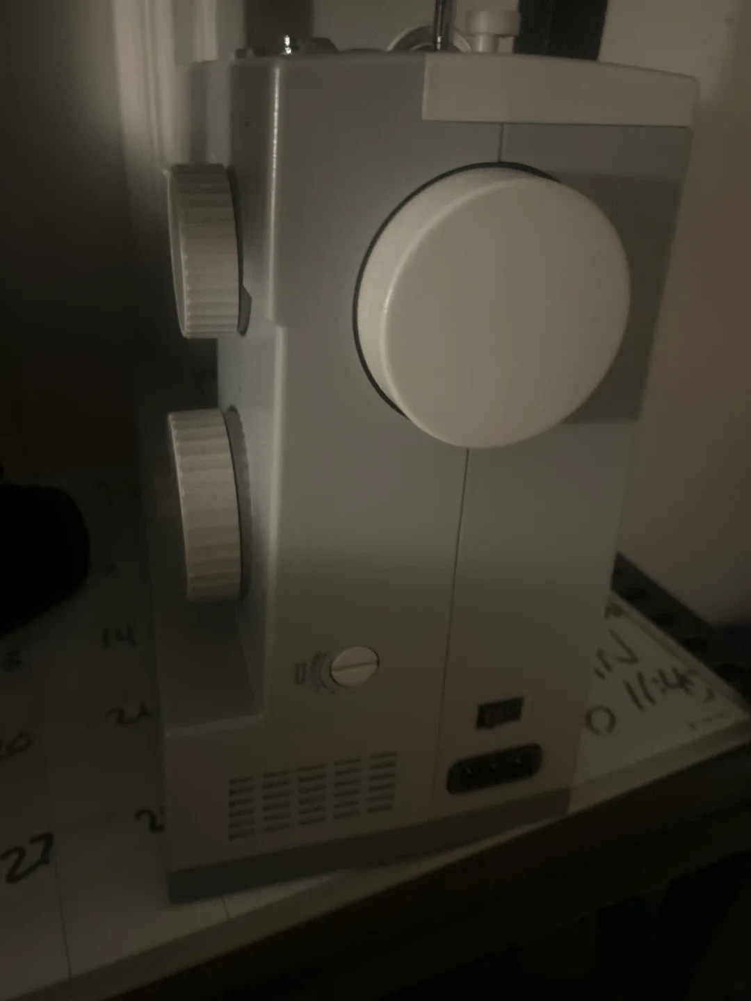 Singer Heavy Duty 4411 Sewing Machine image indicator(3)