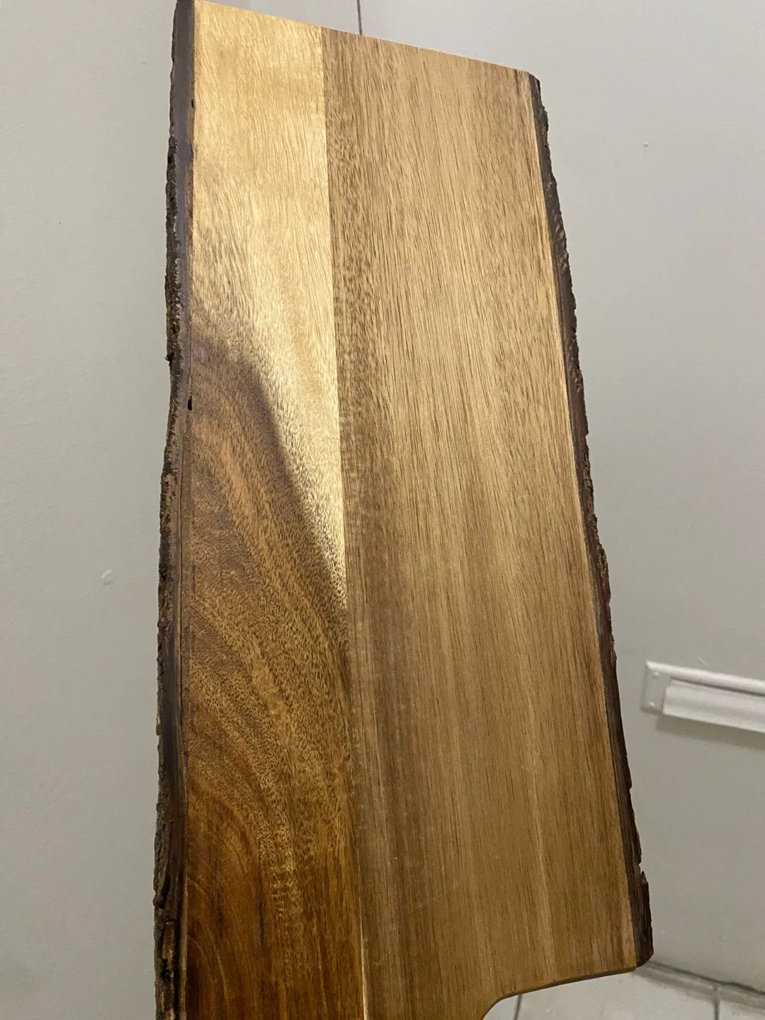 Wooden Board with Bark Edge image indicator(2)