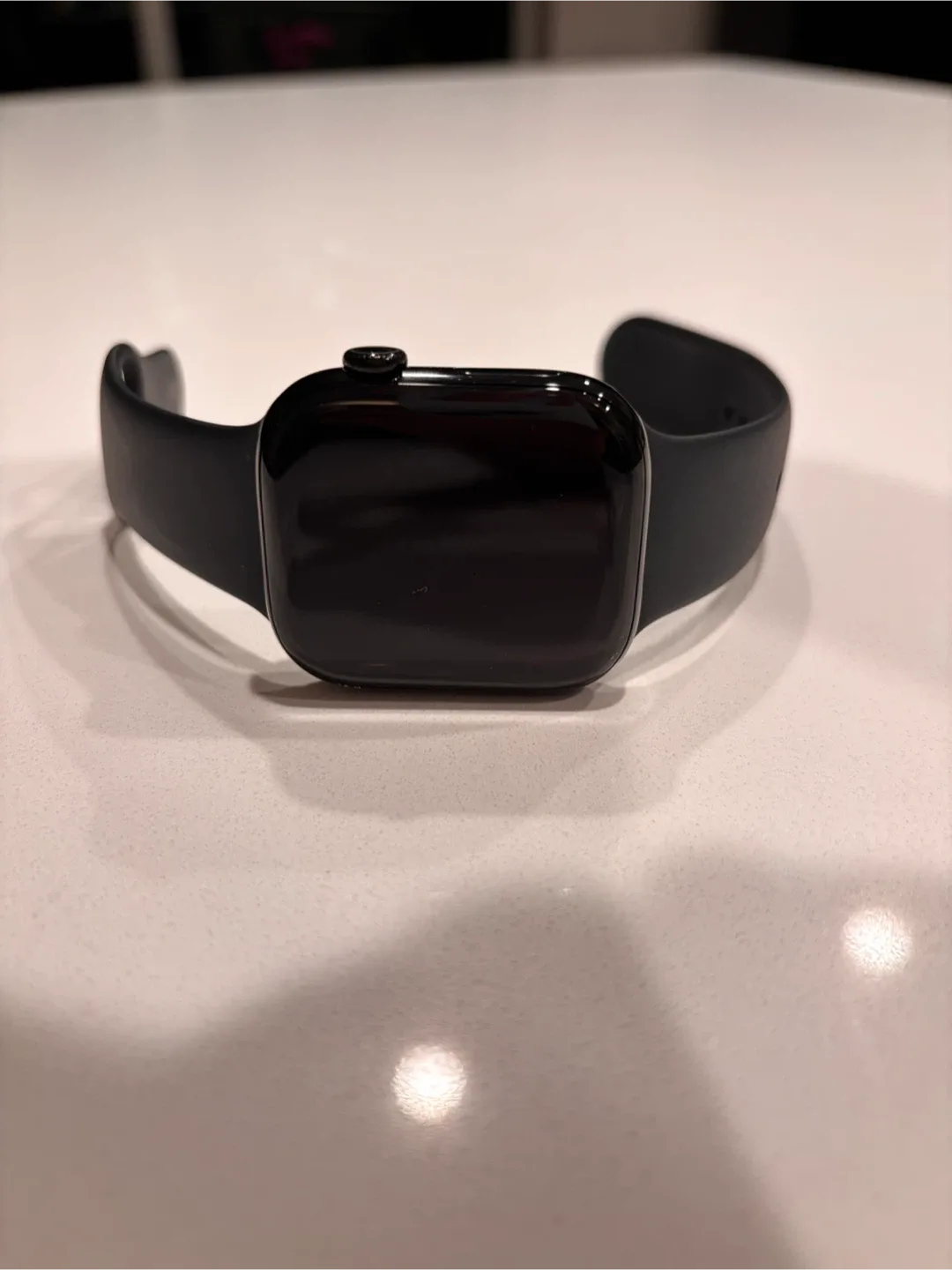 Apple Watch series 10 - 46MM - GPS jet black aluminum image indicator(7)