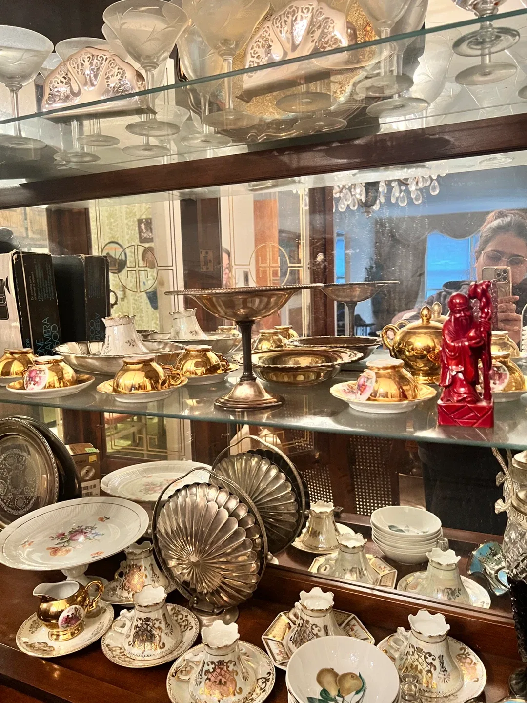 Vintage Gold Tea Cup Set and alot more you can come and select image indicator(2)