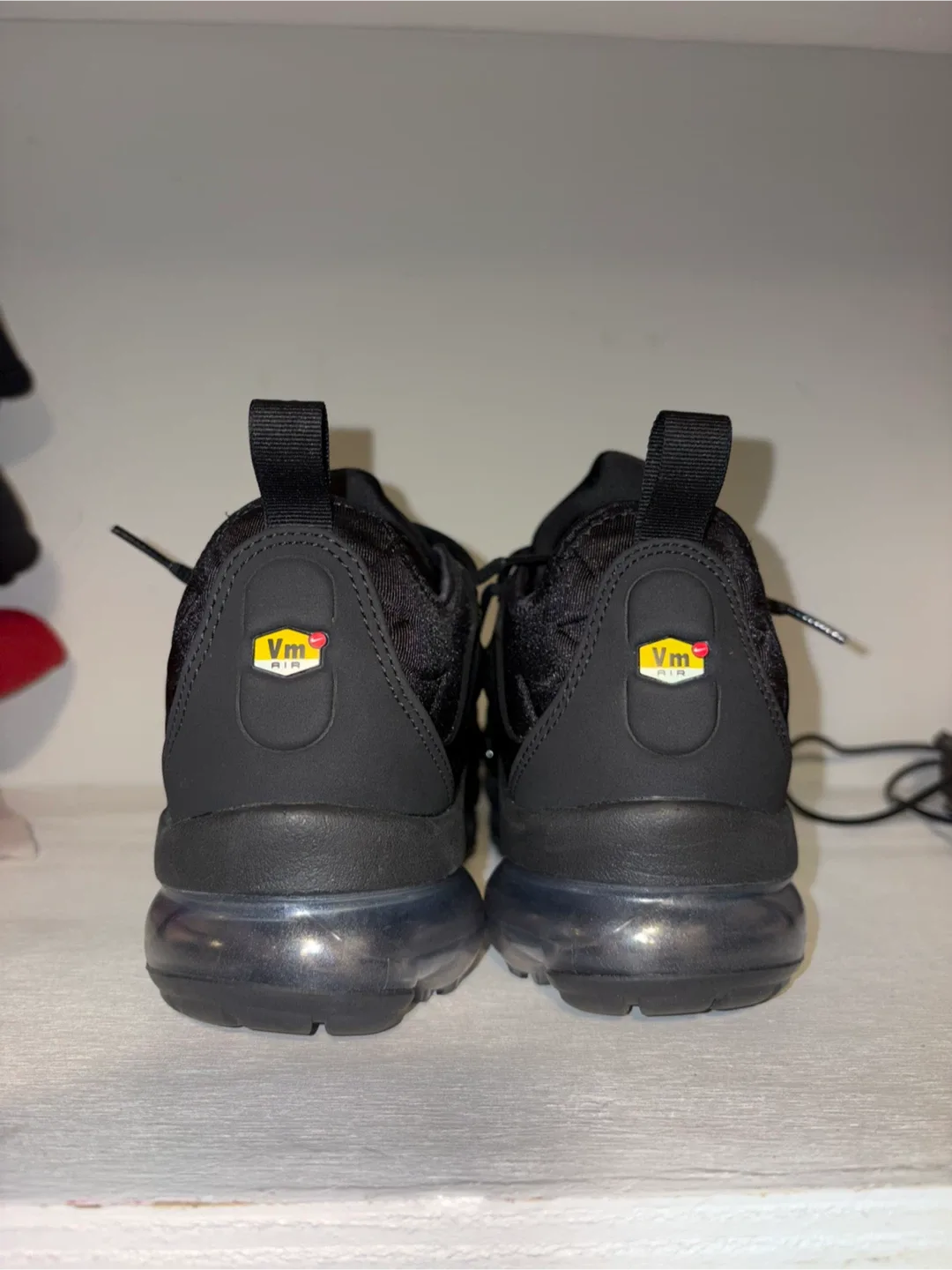 Nike Air Vapormax Plus Black image indicator(4)