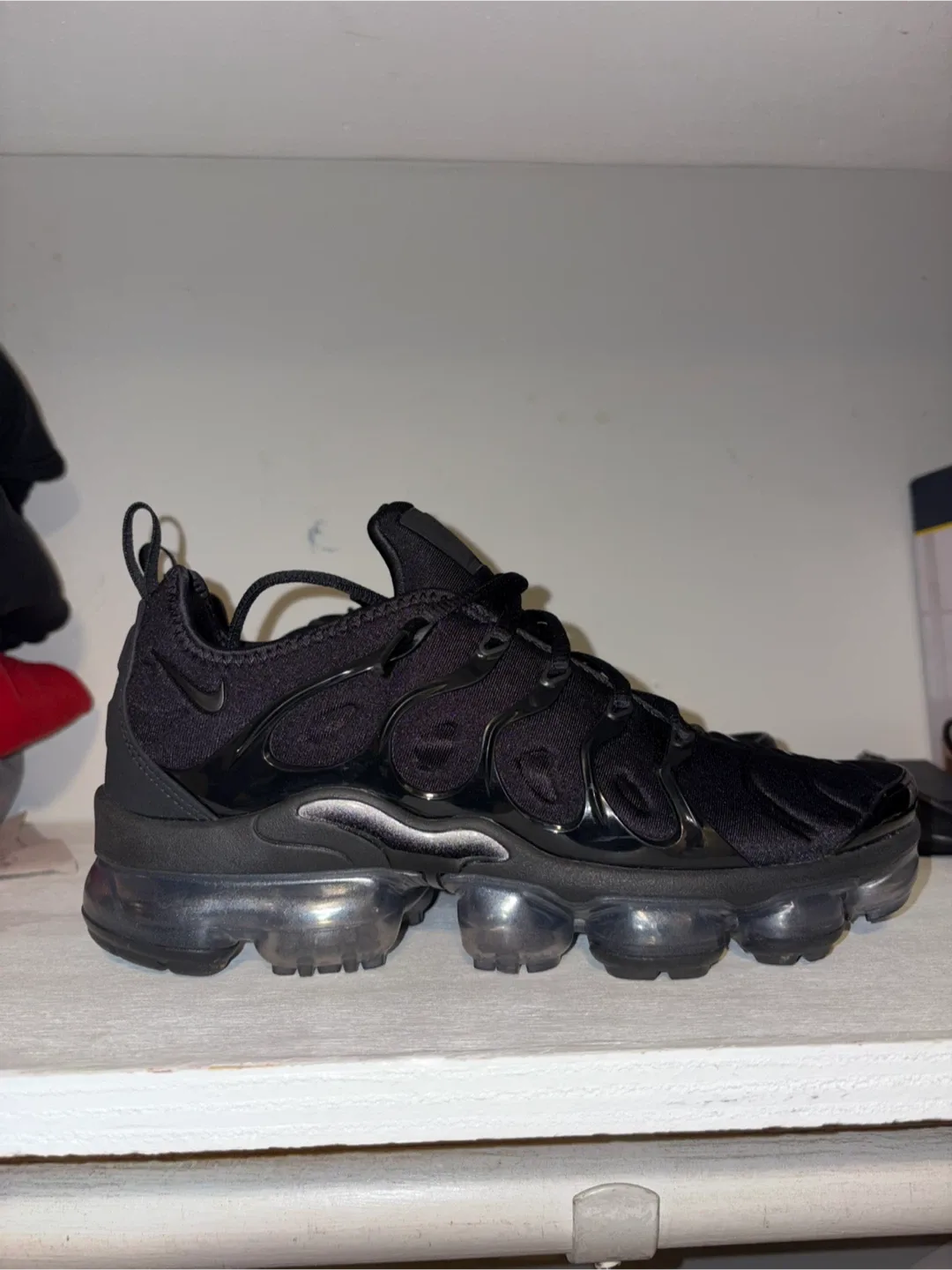 Nike Air Vapormax Plus Black image indicator(2)