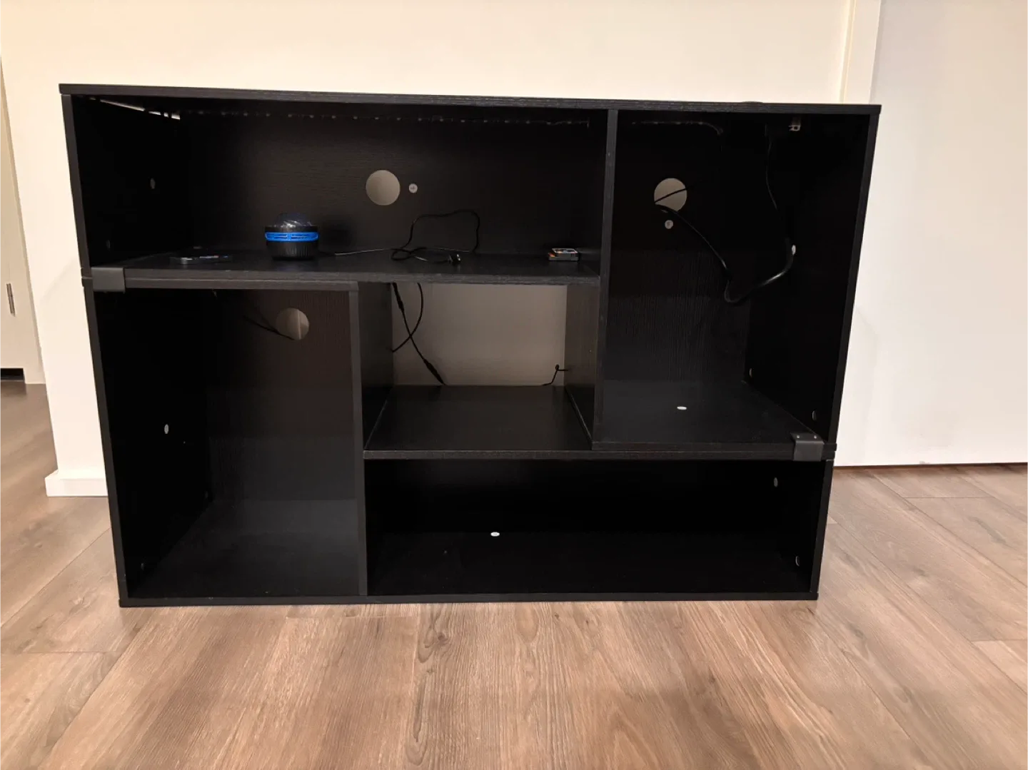 TV Stand, for tv size 65-70 Inch, image indicator(7)