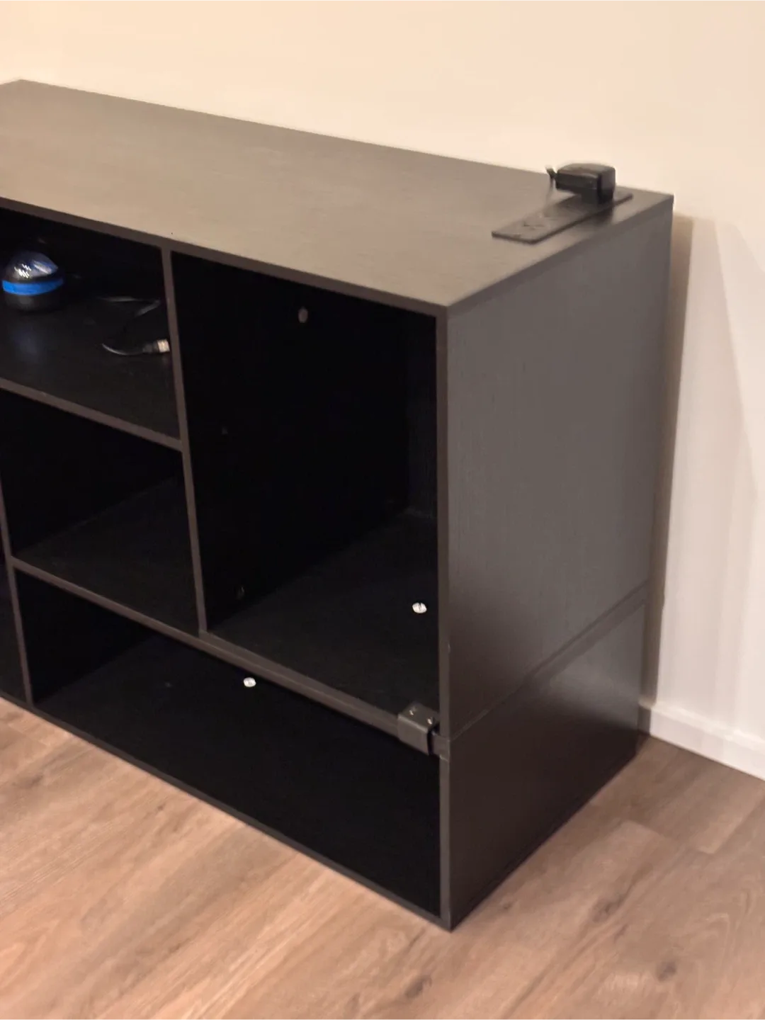 TV Stand, for tv size 65-70 Inch, image indicator(8)