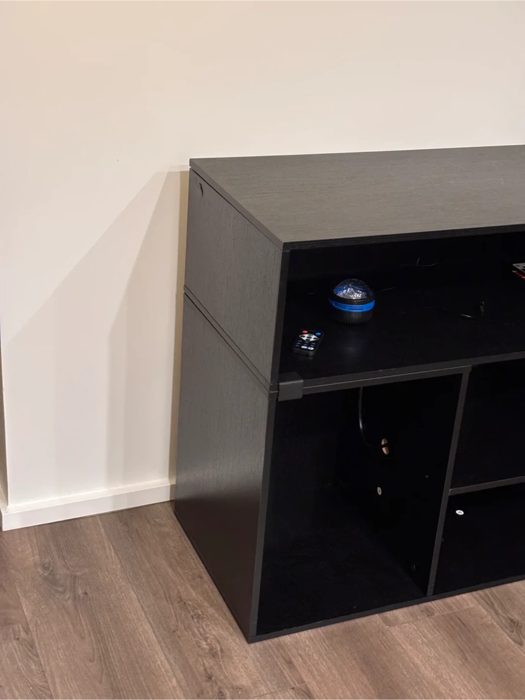 TV Stand, for tv size 65-70 Inch, image indicator(9)