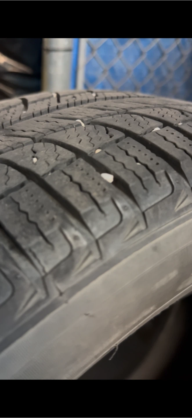 225/60R17 Tire - photo 2