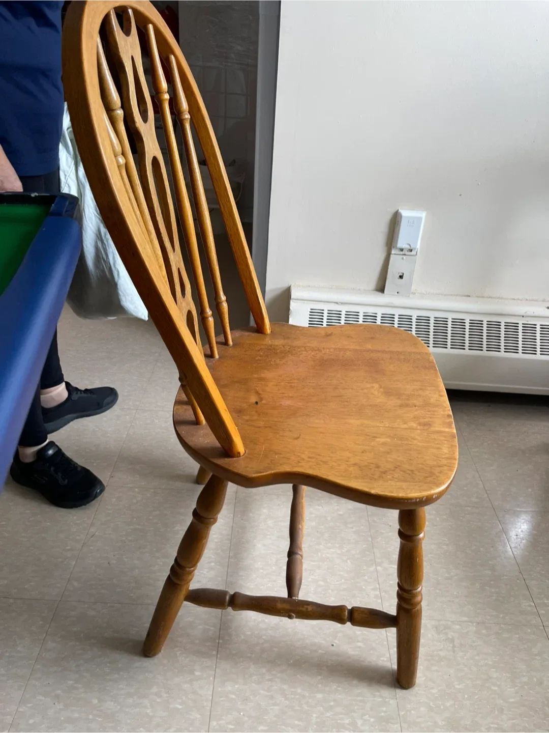 Wooden Windsor Style Chair image indicator(2)