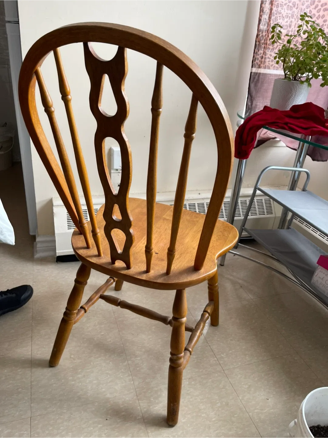 Wooden Windsor Style Chair image indicator(3)